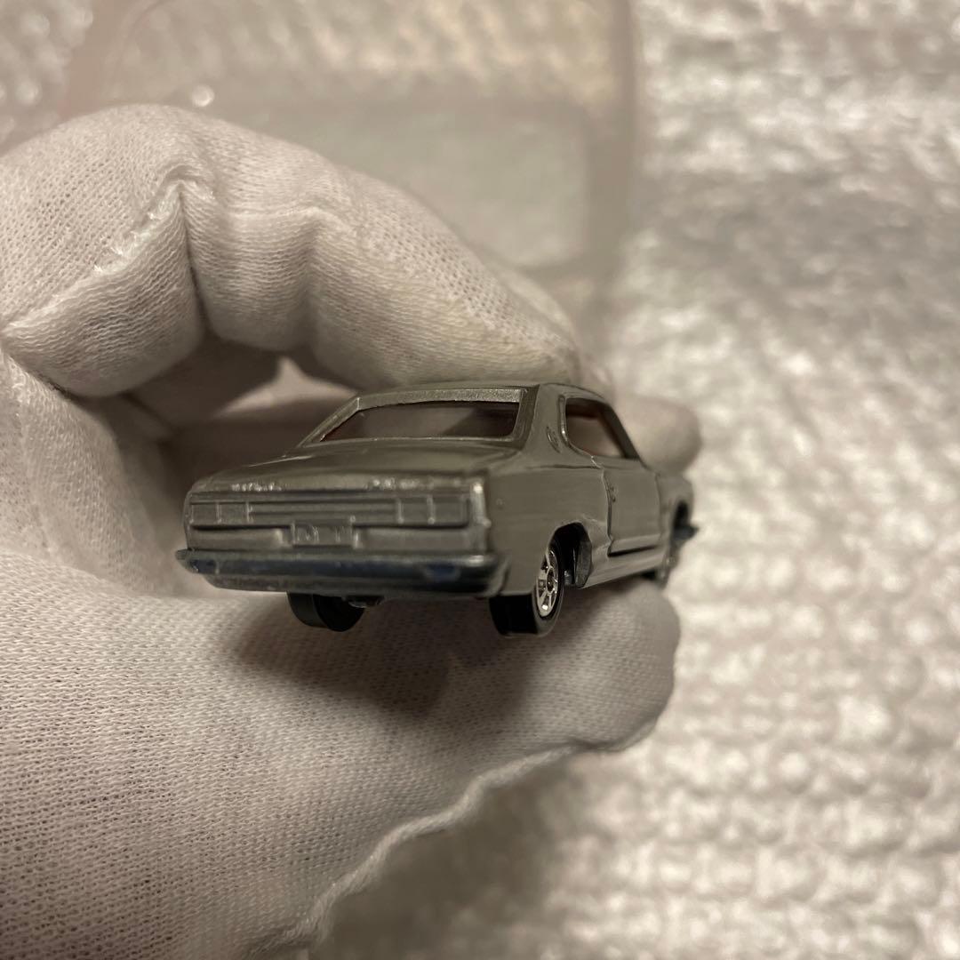 トミカ　21 ニッサンスカイライン2000GT 1Eホイール