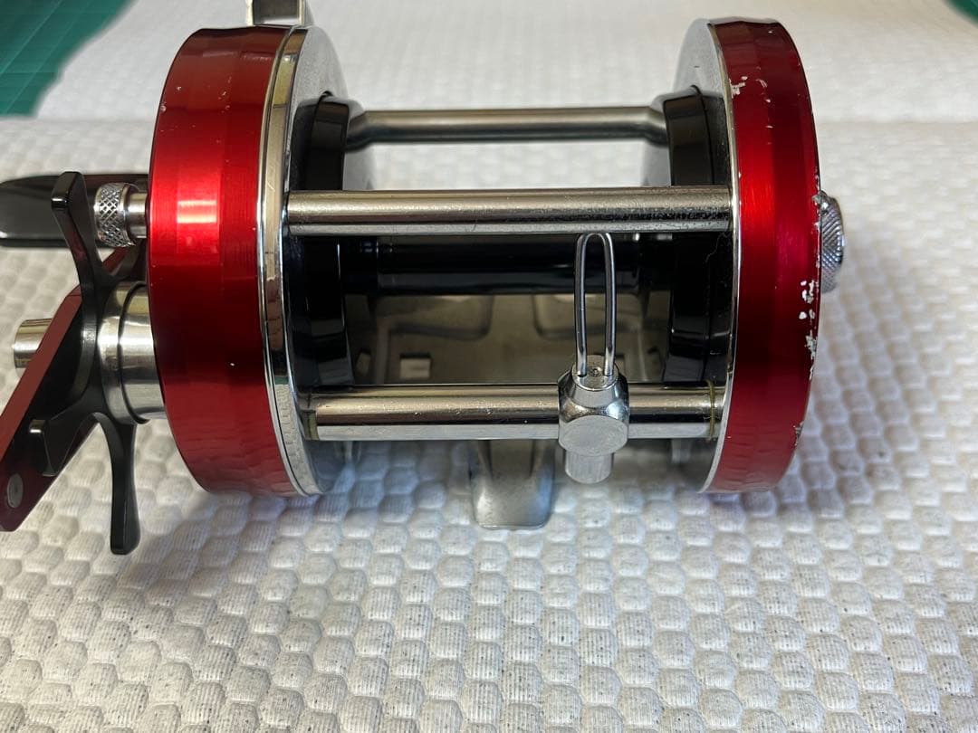 ABU アンバサダー7000 オールド