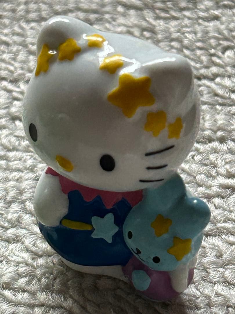 サンリオ　ハローキティ　ドールコレクション　　レア　陶器　3体セット