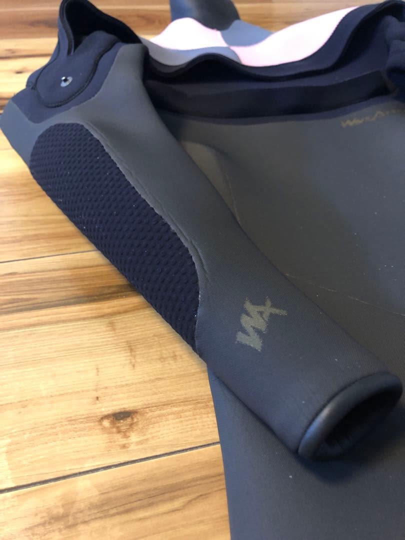 【オーダーメイド】ウエットスーツ　レディース　サイズM 相当　状態新品級！