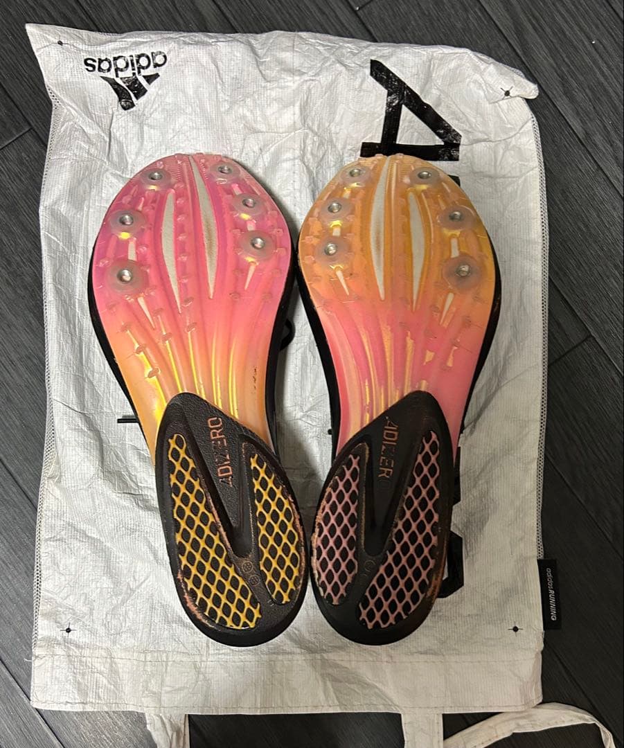 アディゼロ アバンチ2 26センチ