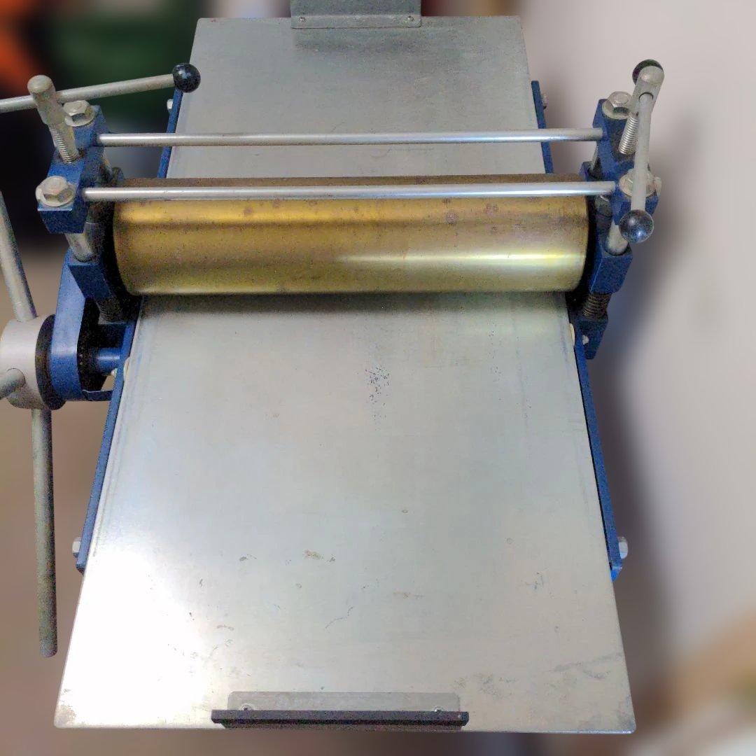 銅版画プレス機 新日本造形 SNP-17 プレス台付き ローラー幅45cm