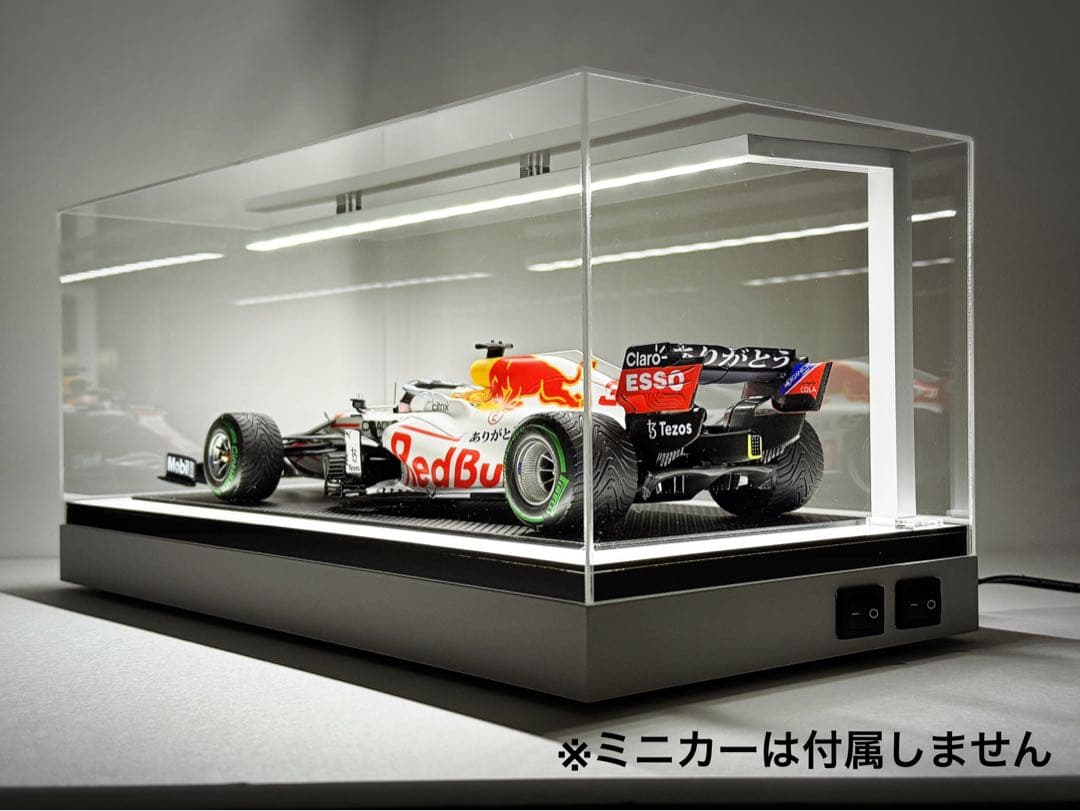 ★1/18 LED照明付アクリルケース（半艶ホワイト）