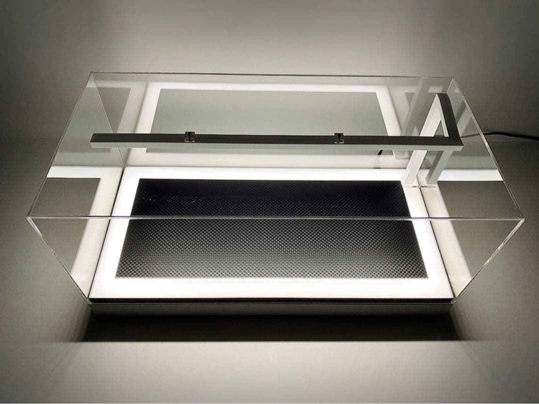 ★1/18 LED照明付アクリルケース（半艶ホワイト）