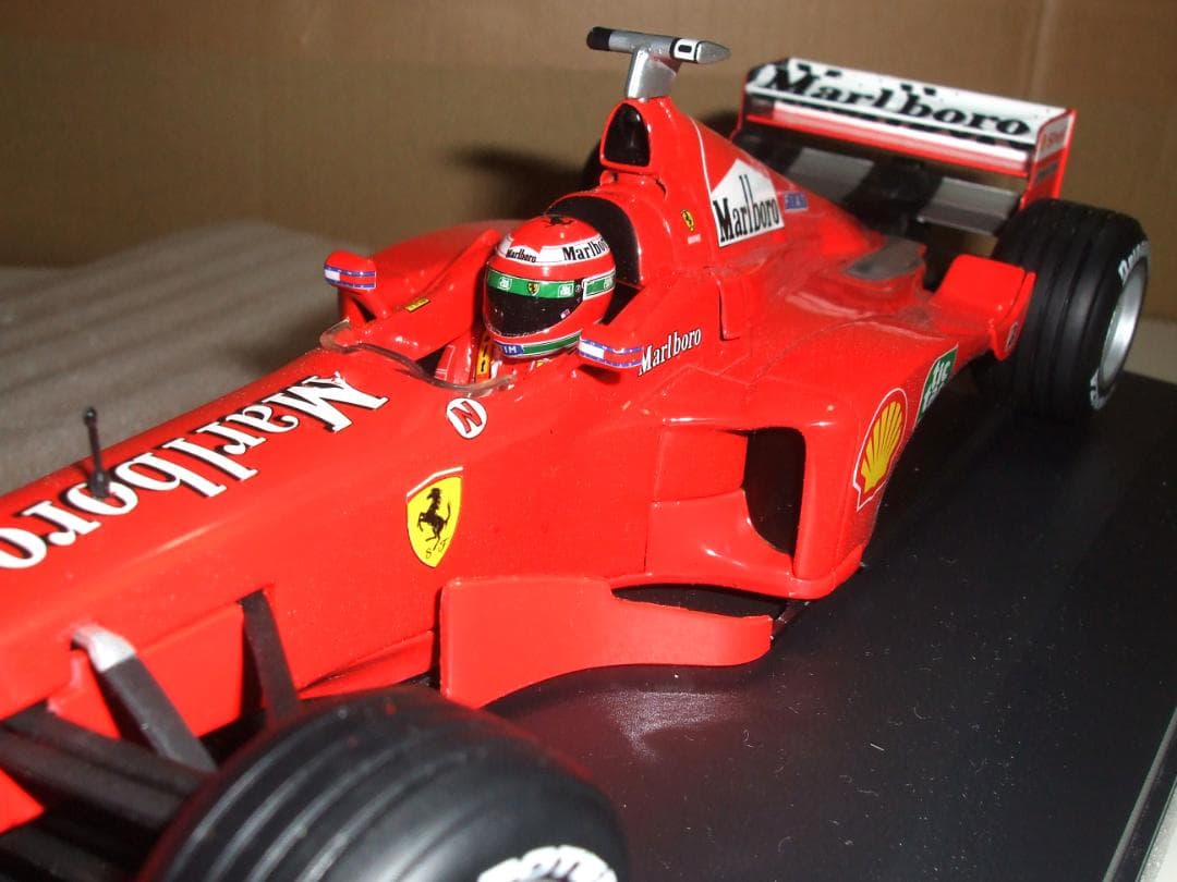 フェラーリ　F３９９　アーバイン　マルボロ仕様　箱なし　マテル　１／１８