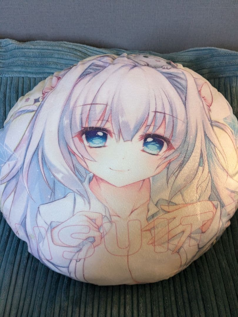 9-nine- どでかクッション