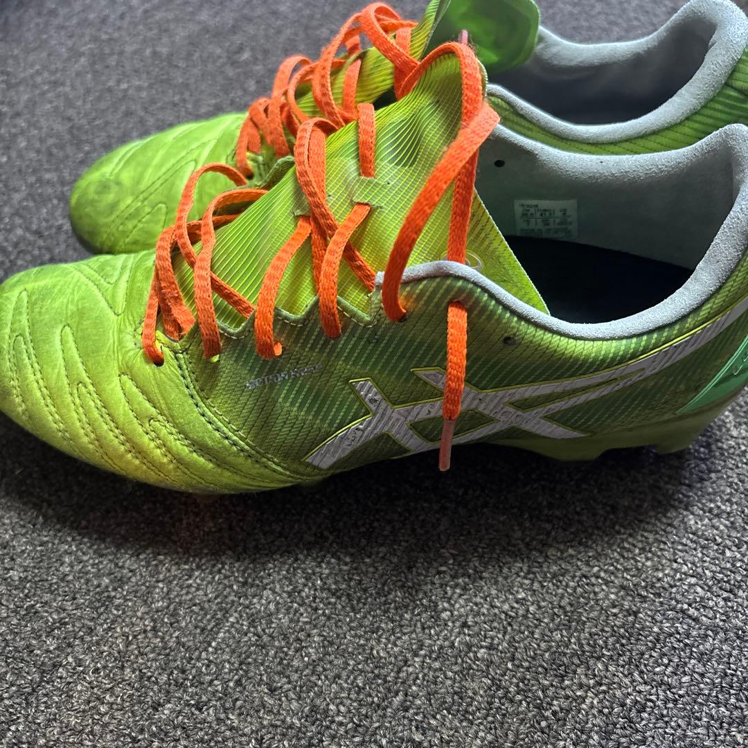 アシックスウルトラレッツァスパイク