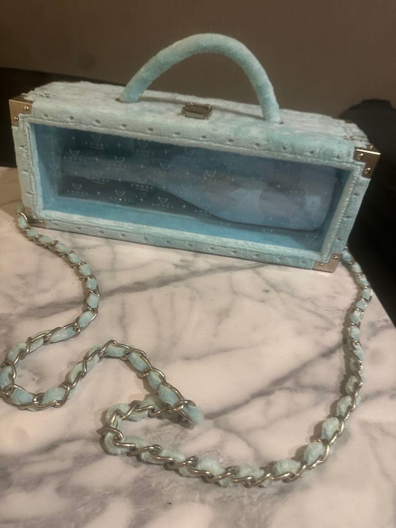 ファー付き箱付き❣️エンジェルブルー　シャンパン