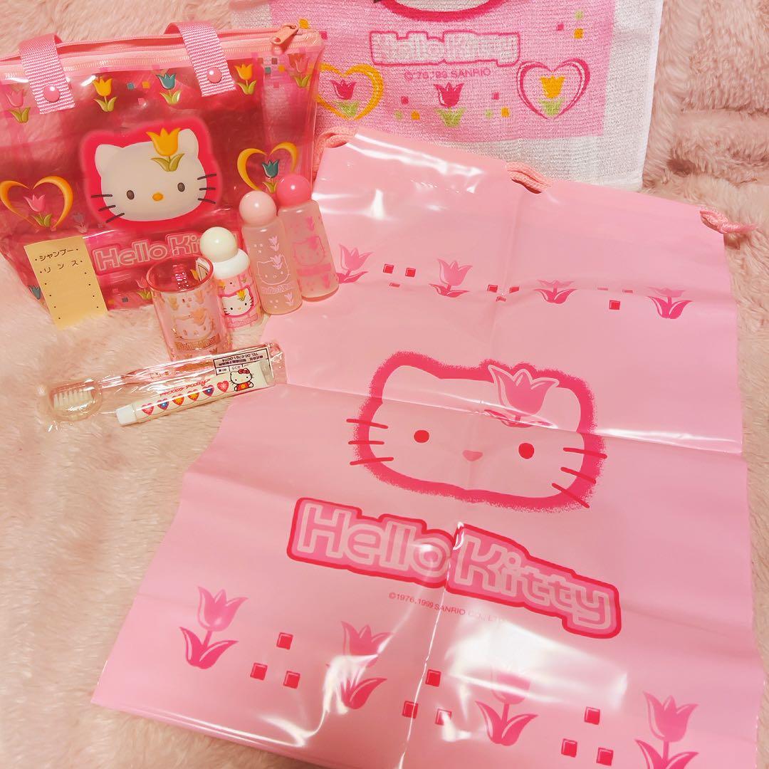 希少レア　ハローキティ　トラベルセット　ビニールバッグ　2000 チューリップ