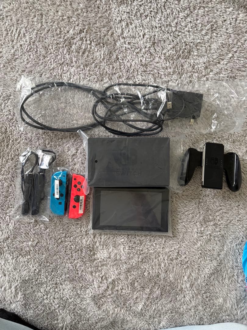 任天堂Switch 本体