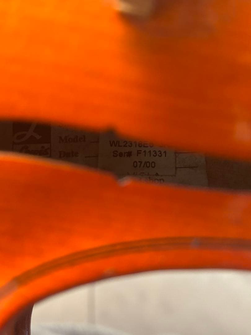 William Lewis & Son Co. バイオリン