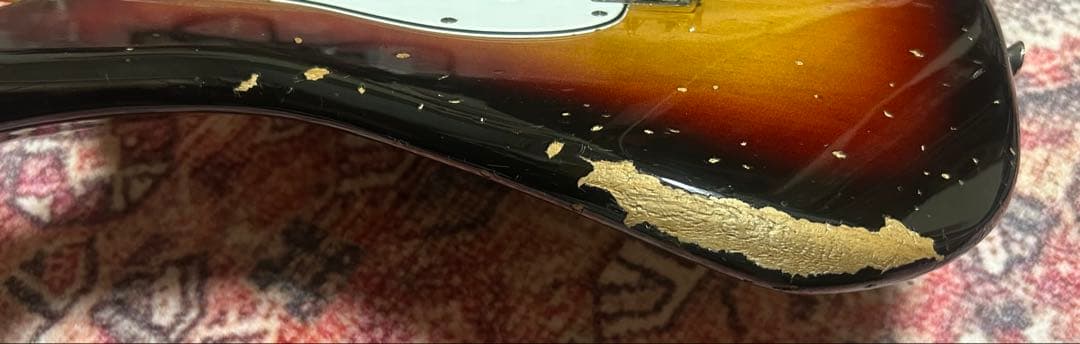 Fender by Squier JVシリアル 1982年製　ストラキャスター