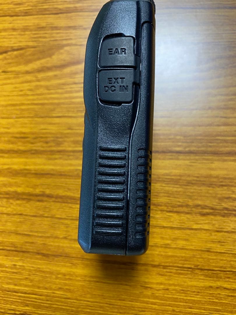 値下げ★VX-3 コンパクト無線機 バッテリー付属品付き