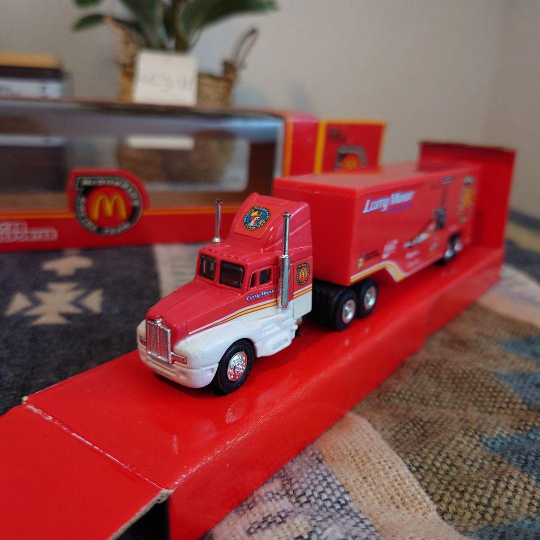 マクドナルド　 Larry Minor トレーラー 　レーシングチーム　ミニカー