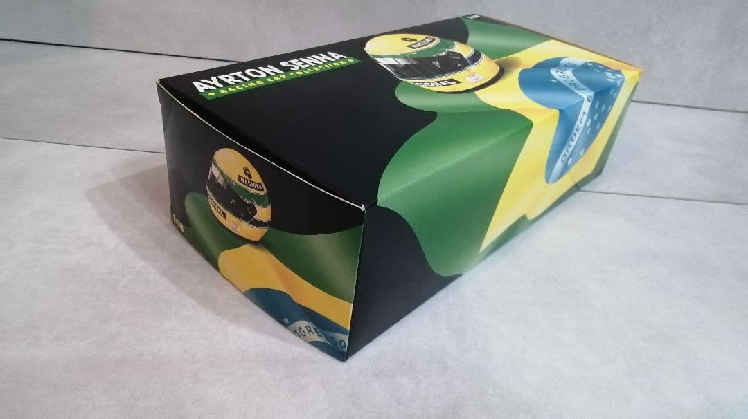 Lotus Renault 97T アイルトン・セナ 1/18 ミニチャンプス