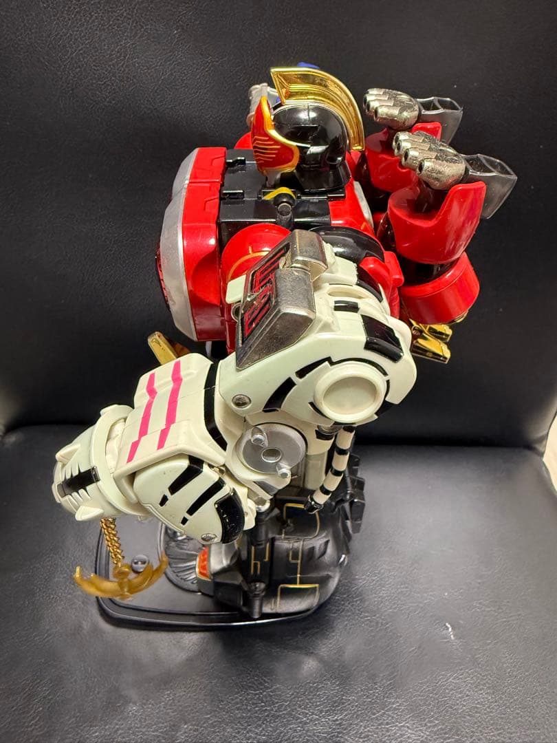 百獣戦隊 ガオレンジャー　ガオナイト