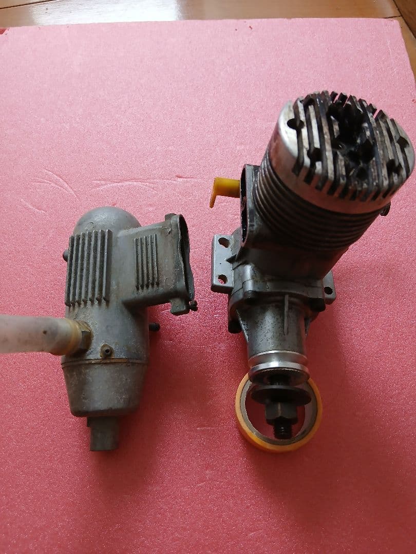 小川精機　OSエンジン 80'sレァなTwinプラグヘッド固着無し