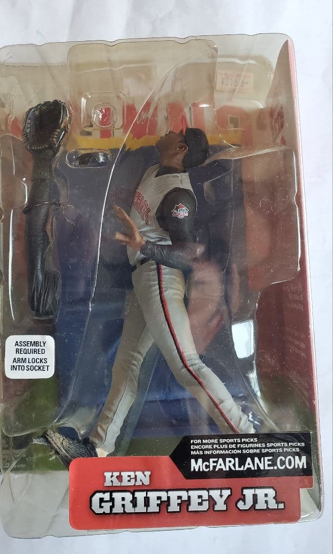 MLB マクファーレン　フィギュア　ケン・グリフィーJr.
