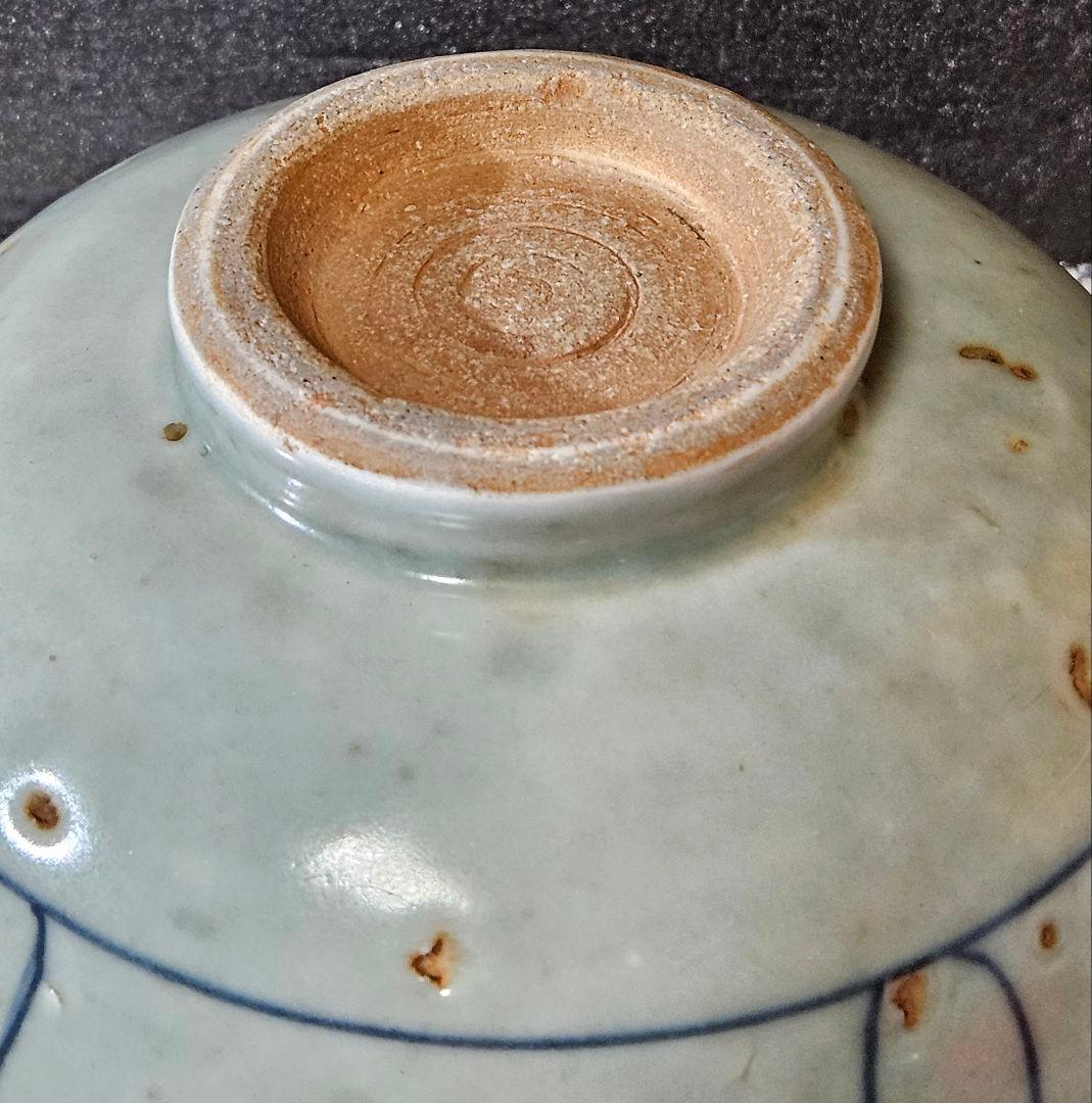 中国古美術　中国古陶磁器　古玩　明朝明代　青磁　青華　古染付　唐草文様　鉢