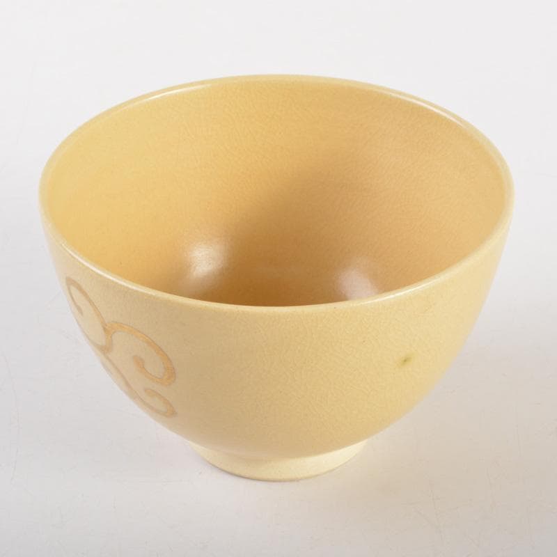 茶道具　京焼　田中香泉造　色絵金彩　菊唐草文　茶碗　共箱　N　6510