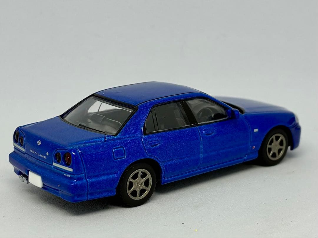 トミカリミテッドヴィンテージネオ 日産 スカイライン 25GT-V