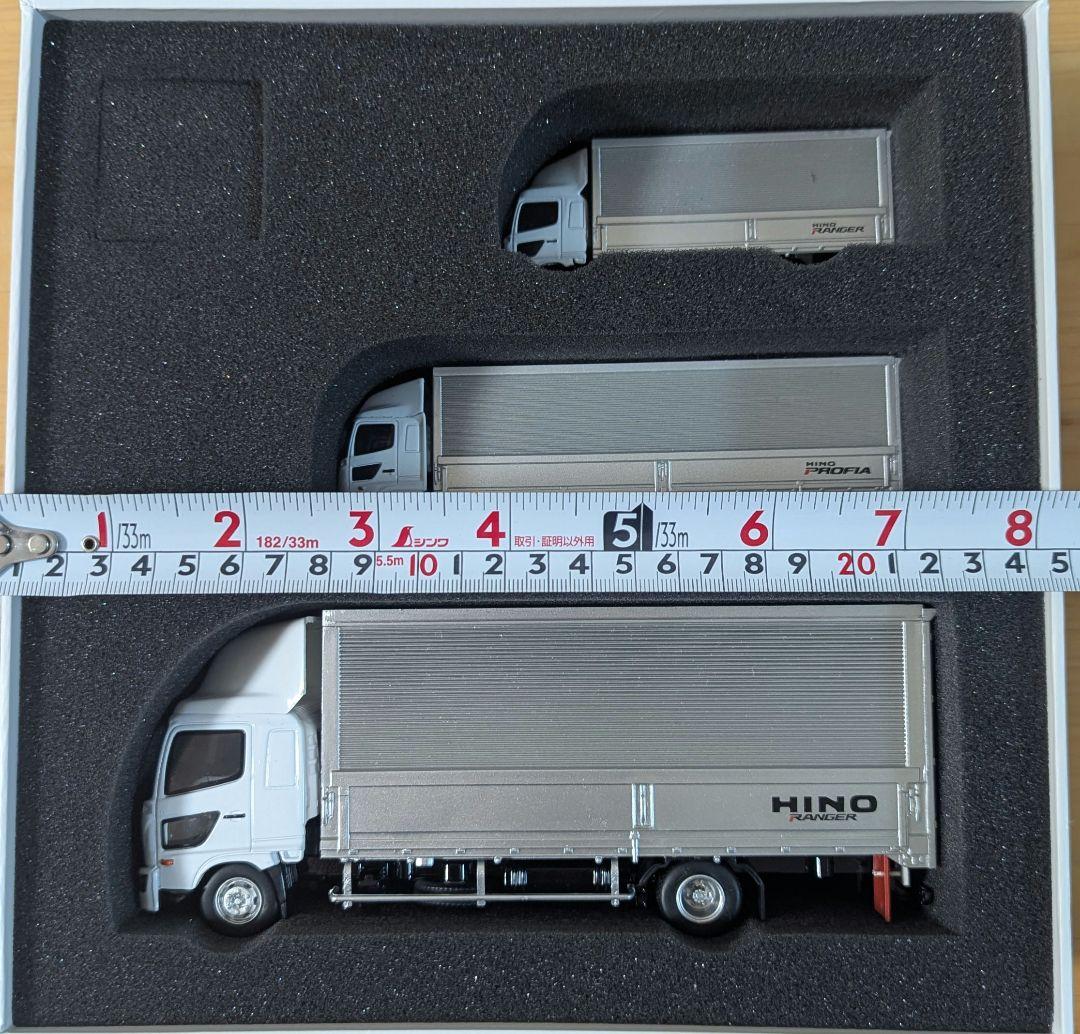 日野　トラック　プロフィア　 1/43レンジャー 　ミニカー