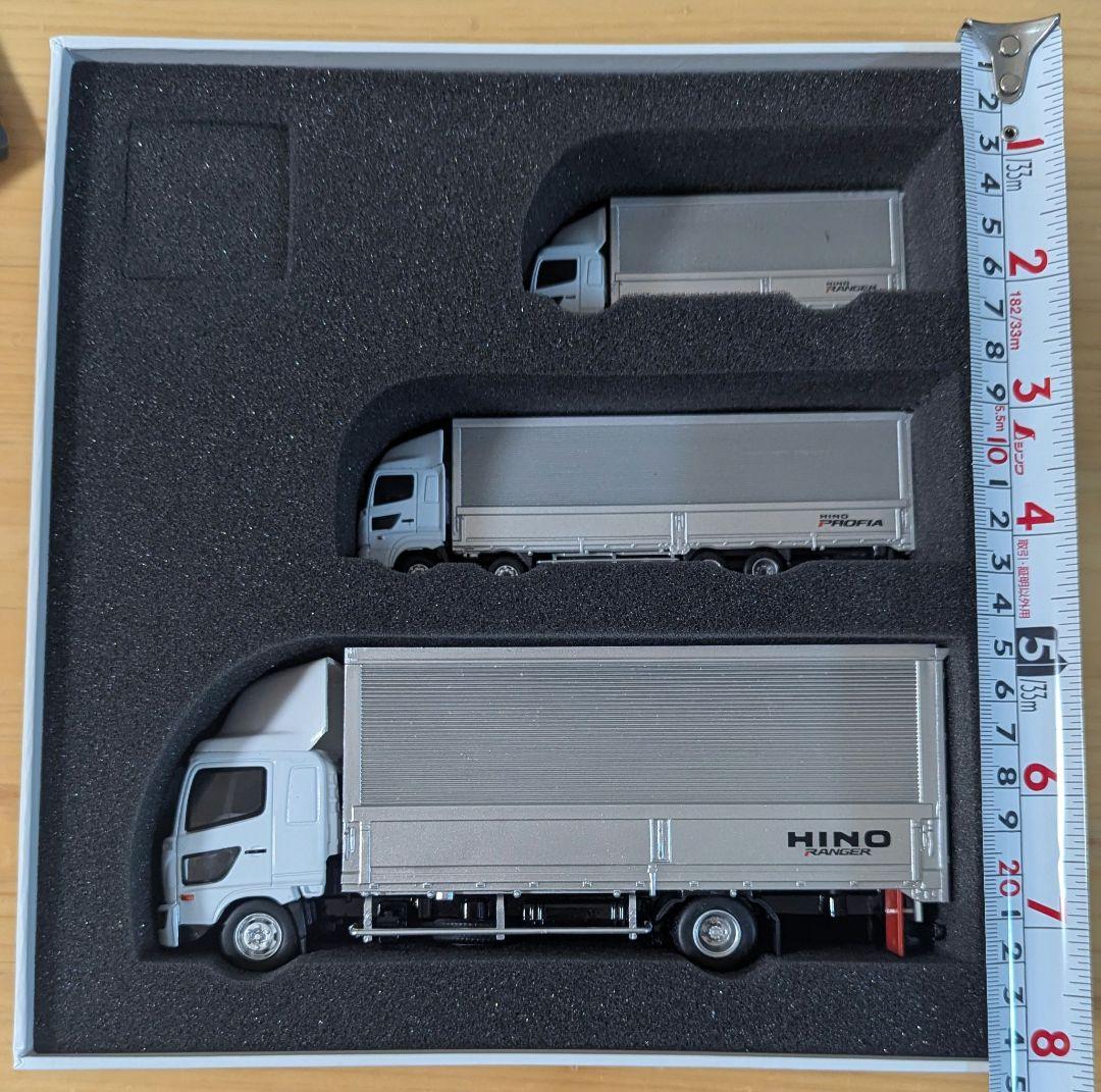 日野　トラック　プロフィア　 1/43レンジャー 　ミニカー