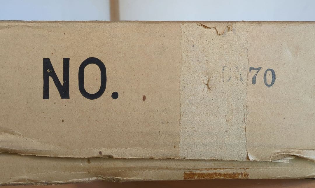 ピアレス　バンジョー5弦　※箱付き