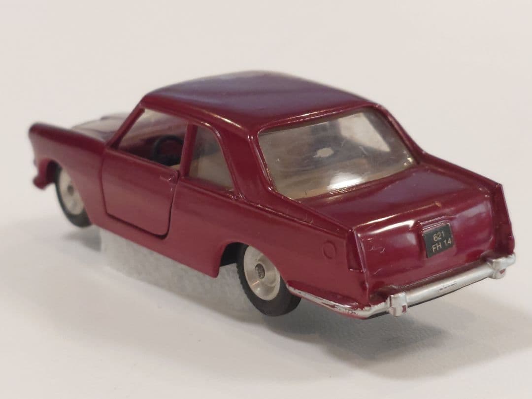 ミニカー SOLIDO 121 LANCIA FLANINHA COUPE