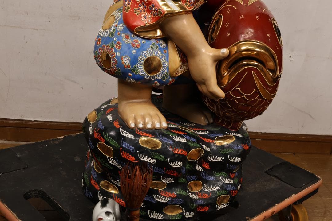 九谷焼　峰光 銘　色絵金彩　恵比寿像　七福神　置物　高さ約62cm　BK125