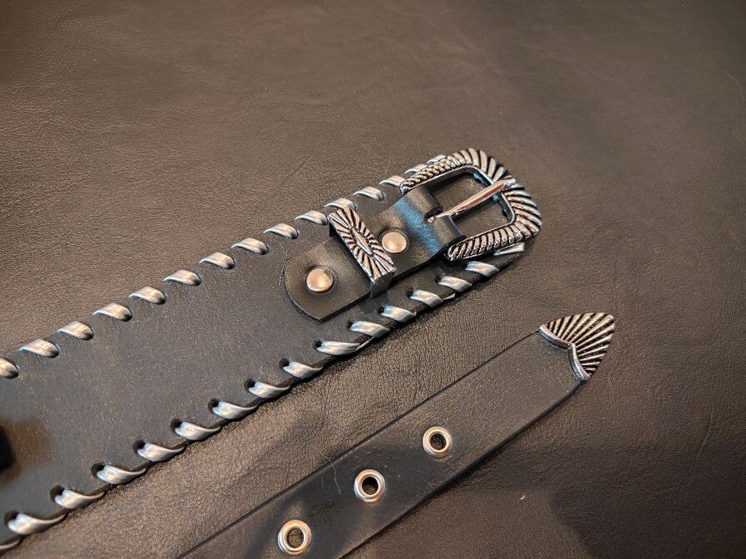 ギターストラップ　本革3mm厚　117〜130cm　ウエスタンバックル