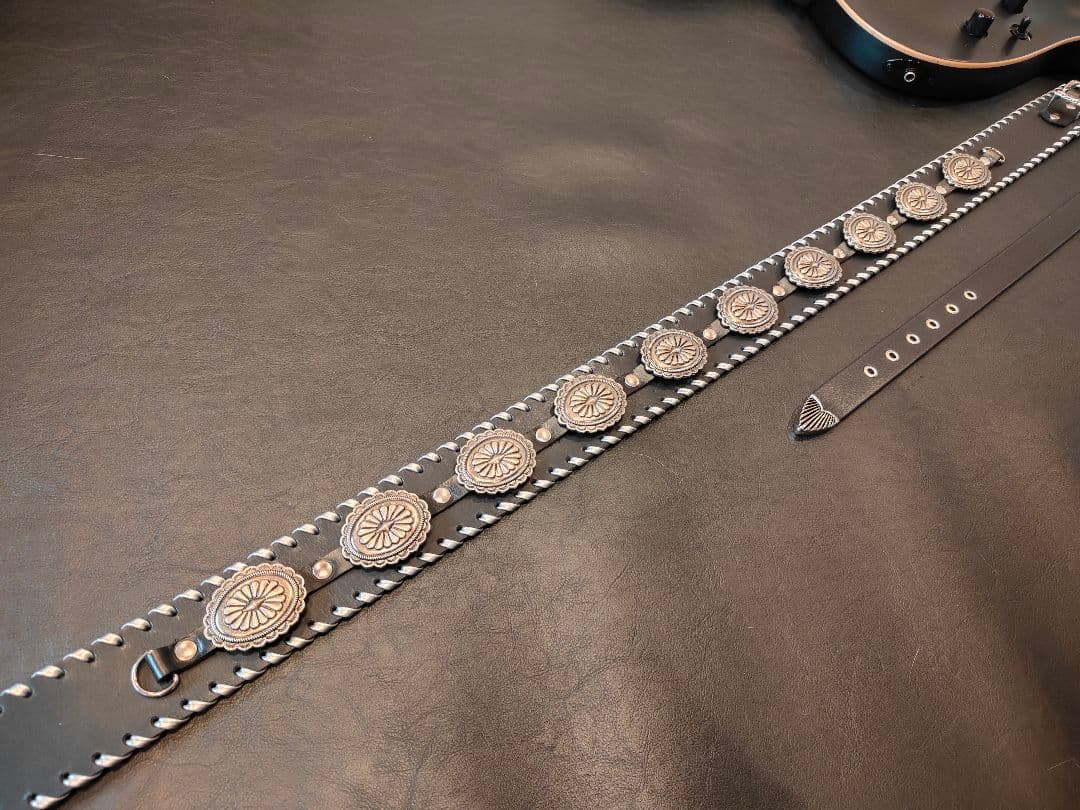 ギターストラップ　本革3mm厚　117〜130cm　ウエスタンバックル