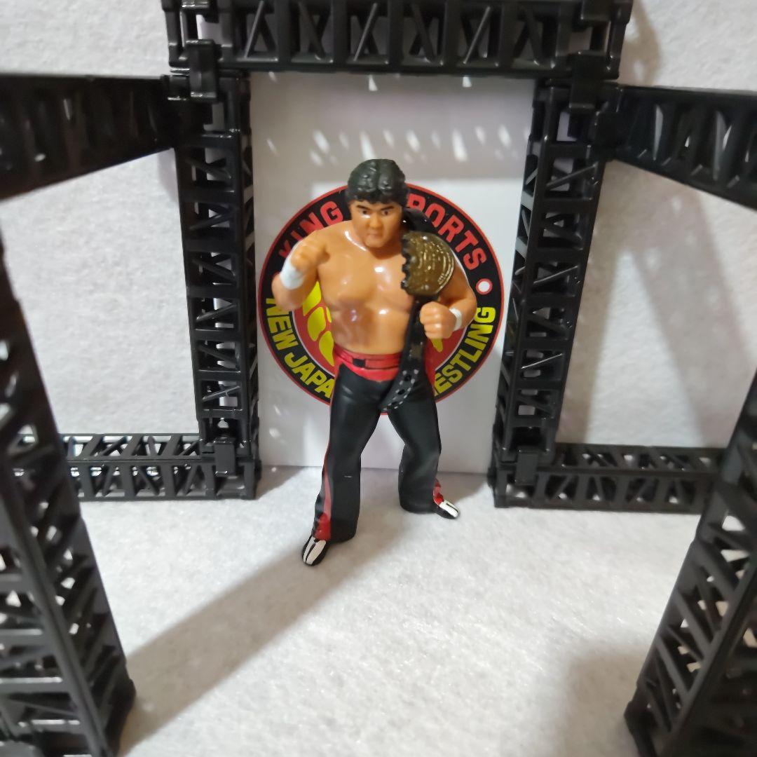 【闘魂三銃士　ベルト2本付】武藤敬司&蝶野正洋&橋本真也フィギュアセット