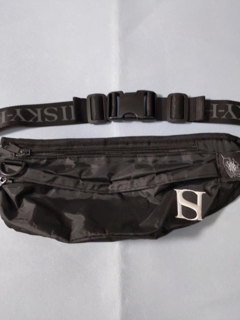 SKY-HI ボディバッグ 八面六臂