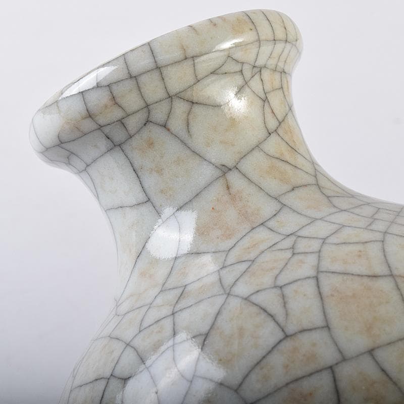 中国　大明成化年製　哥窯　白磁　金糸鉄線　氷裂文瓶　M　R7931E