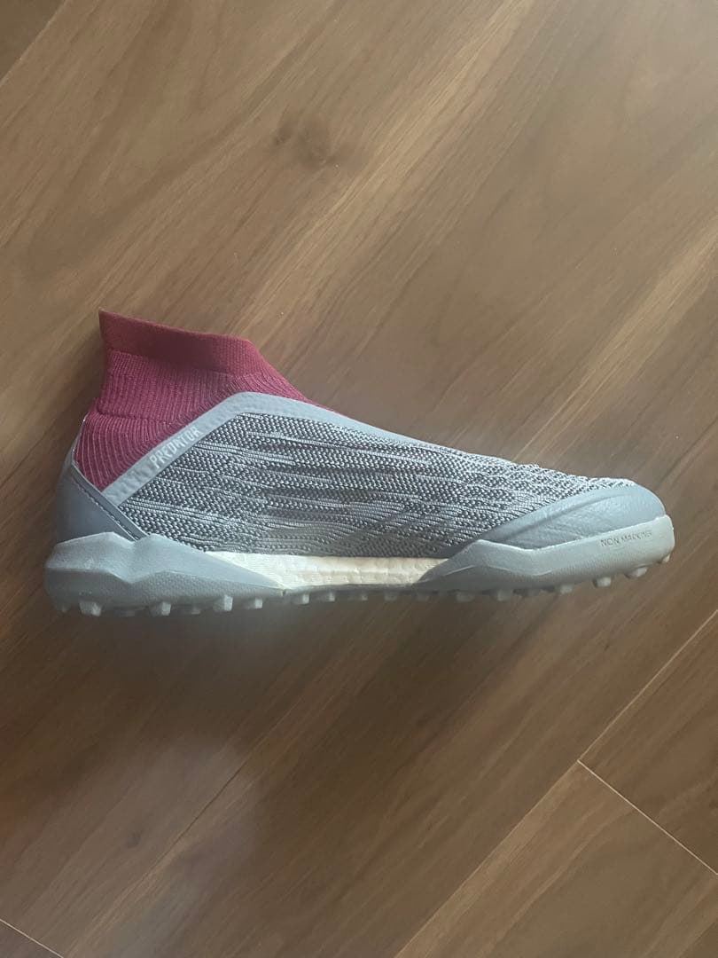 【美品、希少】adidas 26cm プレデター18ポグバモデル　フットサル