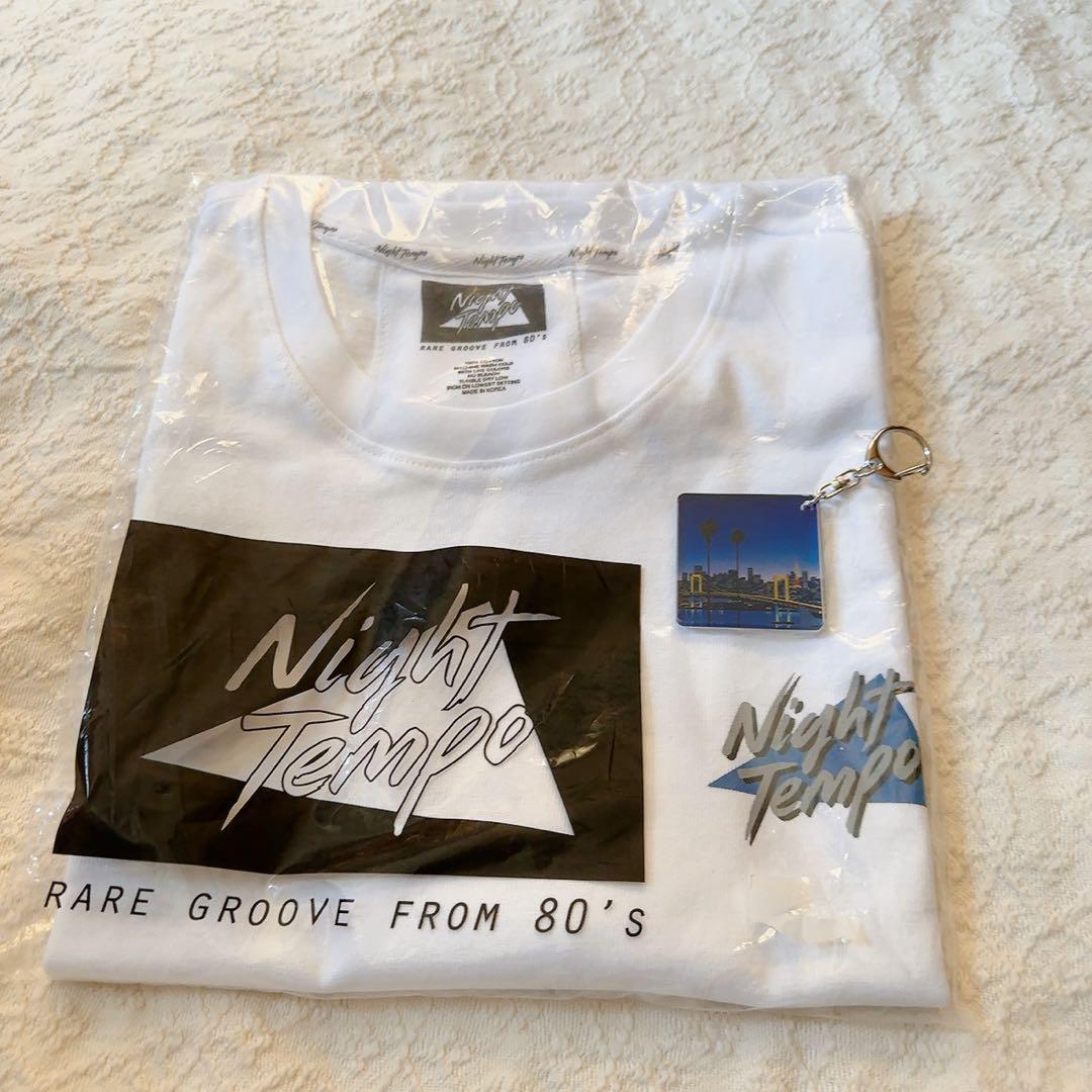 新品未開封　Night Tempo ホワイト Tシャツ + 永井博キーホルダー