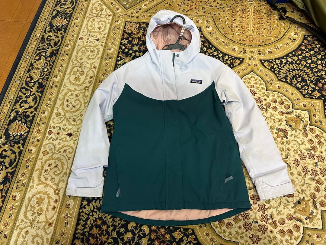 Patagonia 子ども用スキーウェアセット