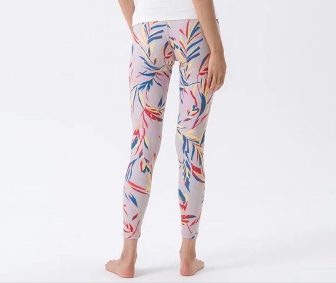 【新品未使用未開封】SUKALA ボタニカルリーフプリントレギンス　Ｓ