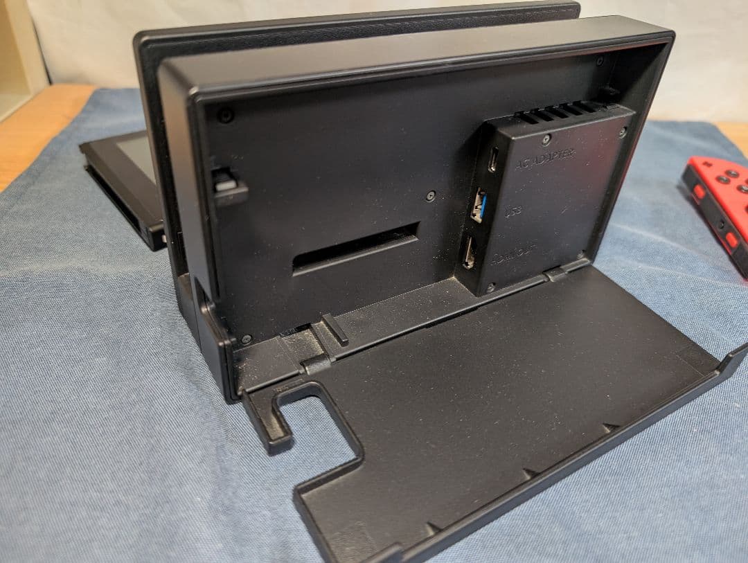 ニンテンドースイッチ Joy-Con(L) ネオンブルー/(R) ネオンレッド