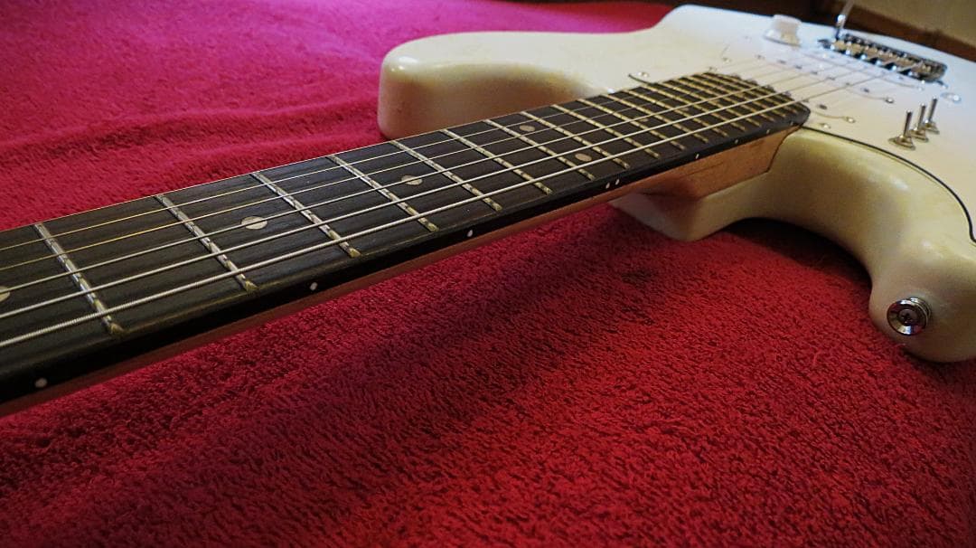 ST　リバース右用　ラッカーオリジナル塗装　アルニコPU　ウィルキンソンBr