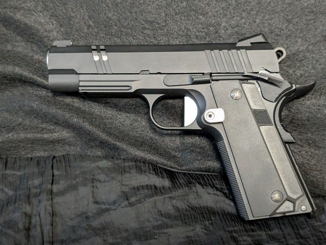 ※雪乃さま専用出品 carbon8 HELLCAT 4.3 エアソフトガン