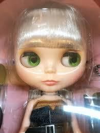未開封・未使用！CWC限定Blythe　ネオブライス　キスミートゥルー♪
