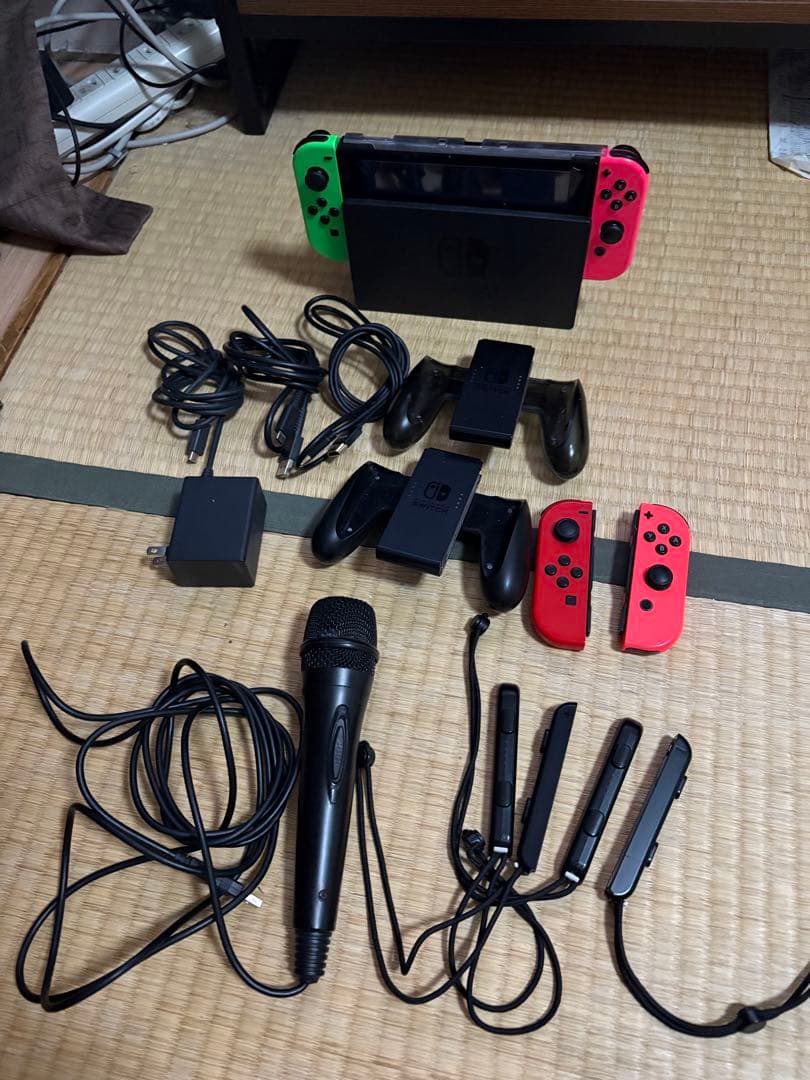 Nintendo Switch 本体 最終値下げ！⚫️早い者勝ち！！
