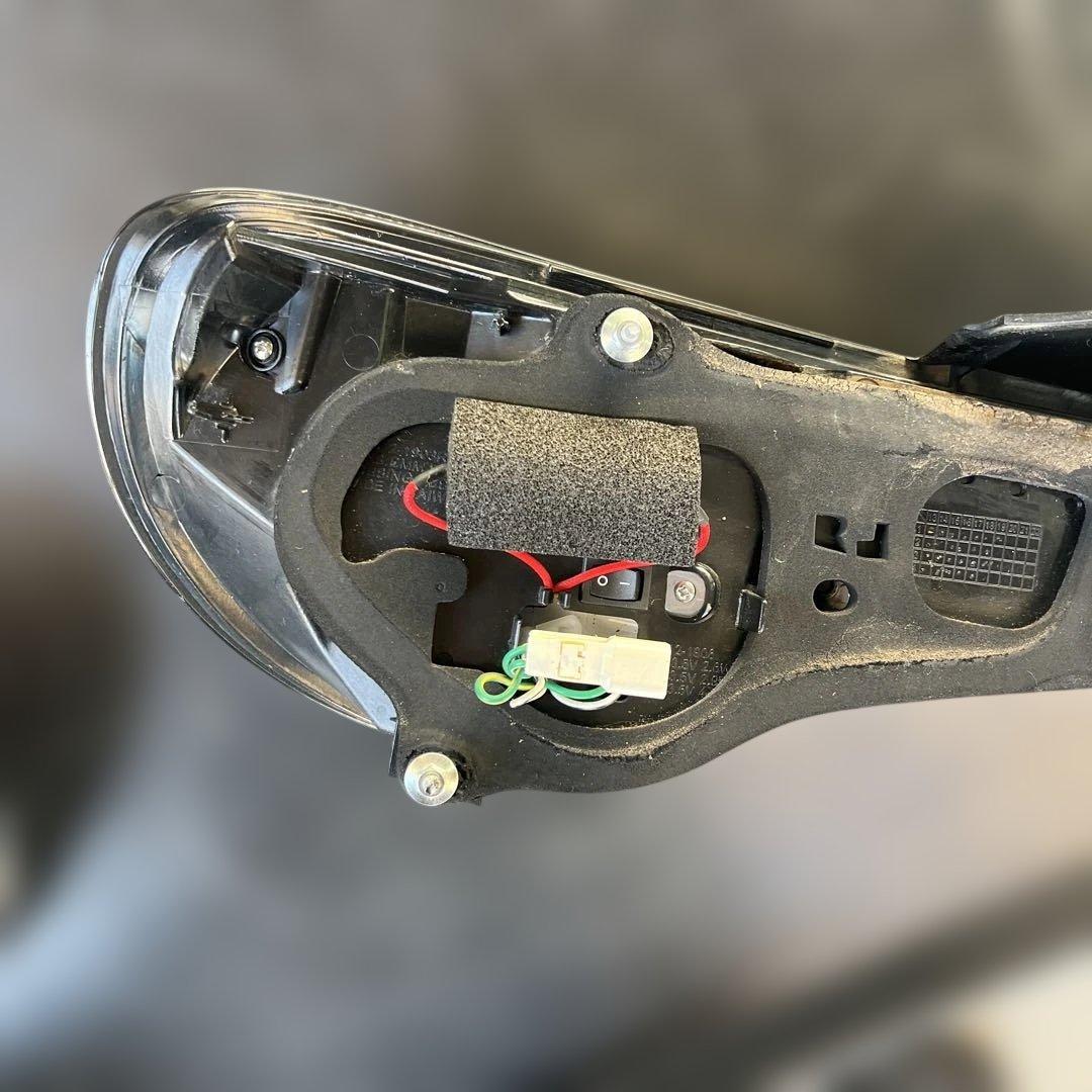 DEPO製 FT-86 ZN6 BRZ ZC6 チューブLEDテールランプ