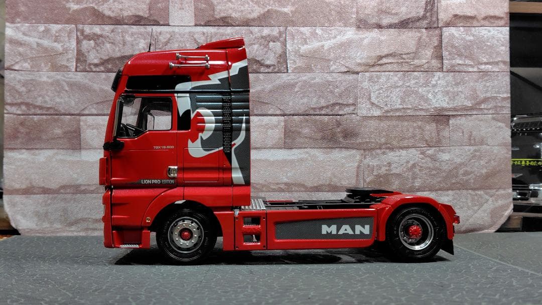 イタレリ MAN TGX トレーラーヘッド 完成品