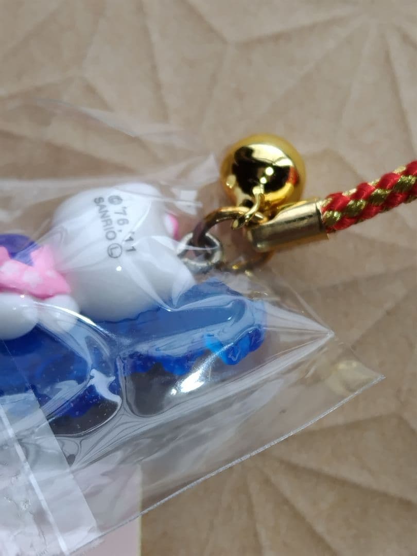 未使用未開封　ハローキティ　御当地限定根付ストラップ　38個