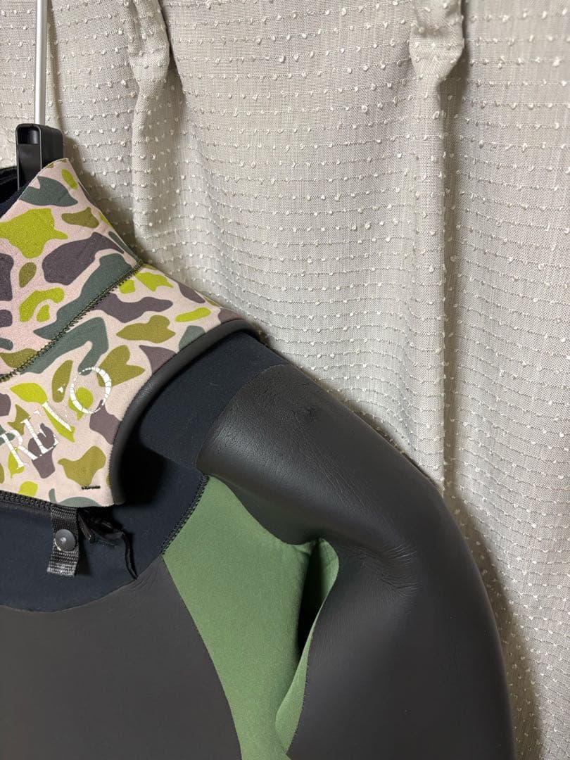 REVOLUTION(レボリューション)5×3mm セミドライ メンズL相当