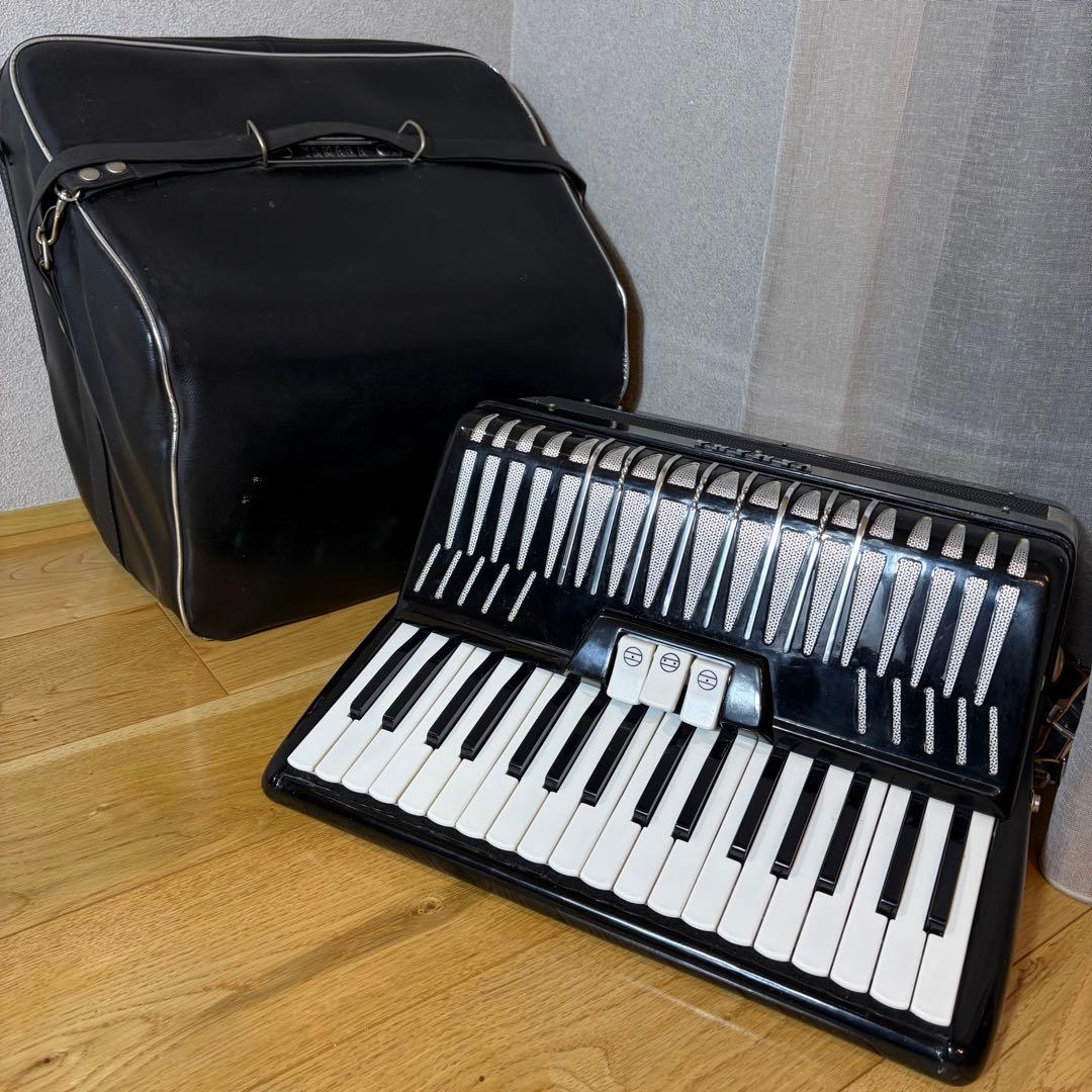 【美品】YAMAHA ヤマハ　アコーディオン　YA-48 廃盤