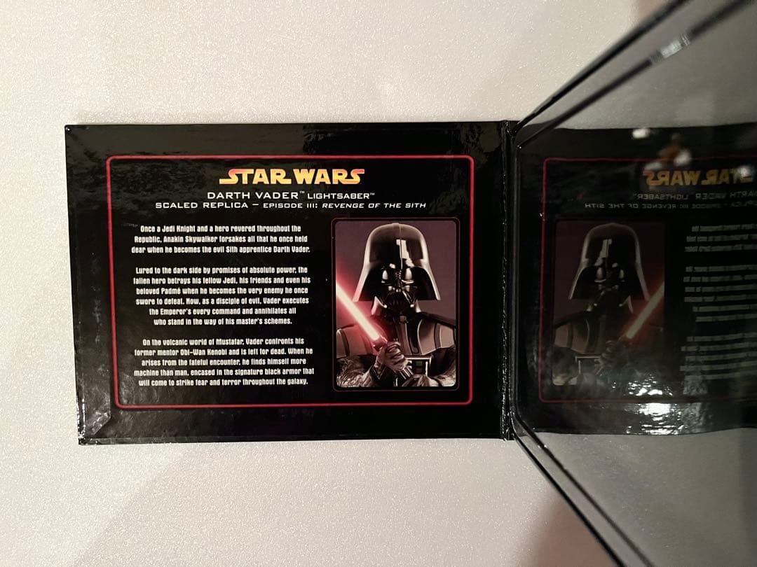 【レア】スターウォーズ コレクターセット(ミニライトセイバー2種、X WING)